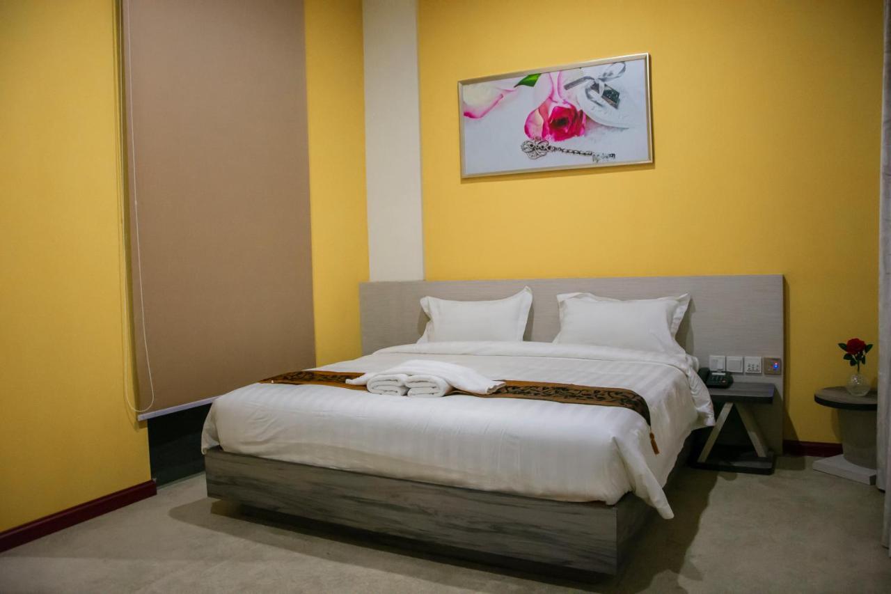 Green Rose Hotel Batam Zewnętrze zdjęcie